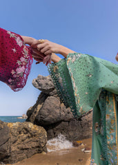 Crimson Summer Lawn 2025 by Saira Shakira | D5 B Crimson Summer Lawn 2025 by Saira Shakira | D5 B