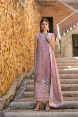 Noor Chiffon’23 by Saadia Asad | D5-Zuria Noor Chiffon’23 by Saadia Asad | D5-Zuria