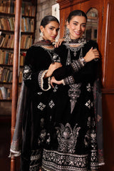 Winter Shawl 2024 Suzaankari by Saadia Aasad | D12 Winter Shawl 2024 Suzaankari by Saadia Aasad | D12