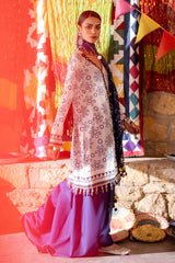 Gul Ahmed Chunri Collection 2025 | CL-52411 B Gul Ahmed Chunri Collection 2025 | CL-52411 B