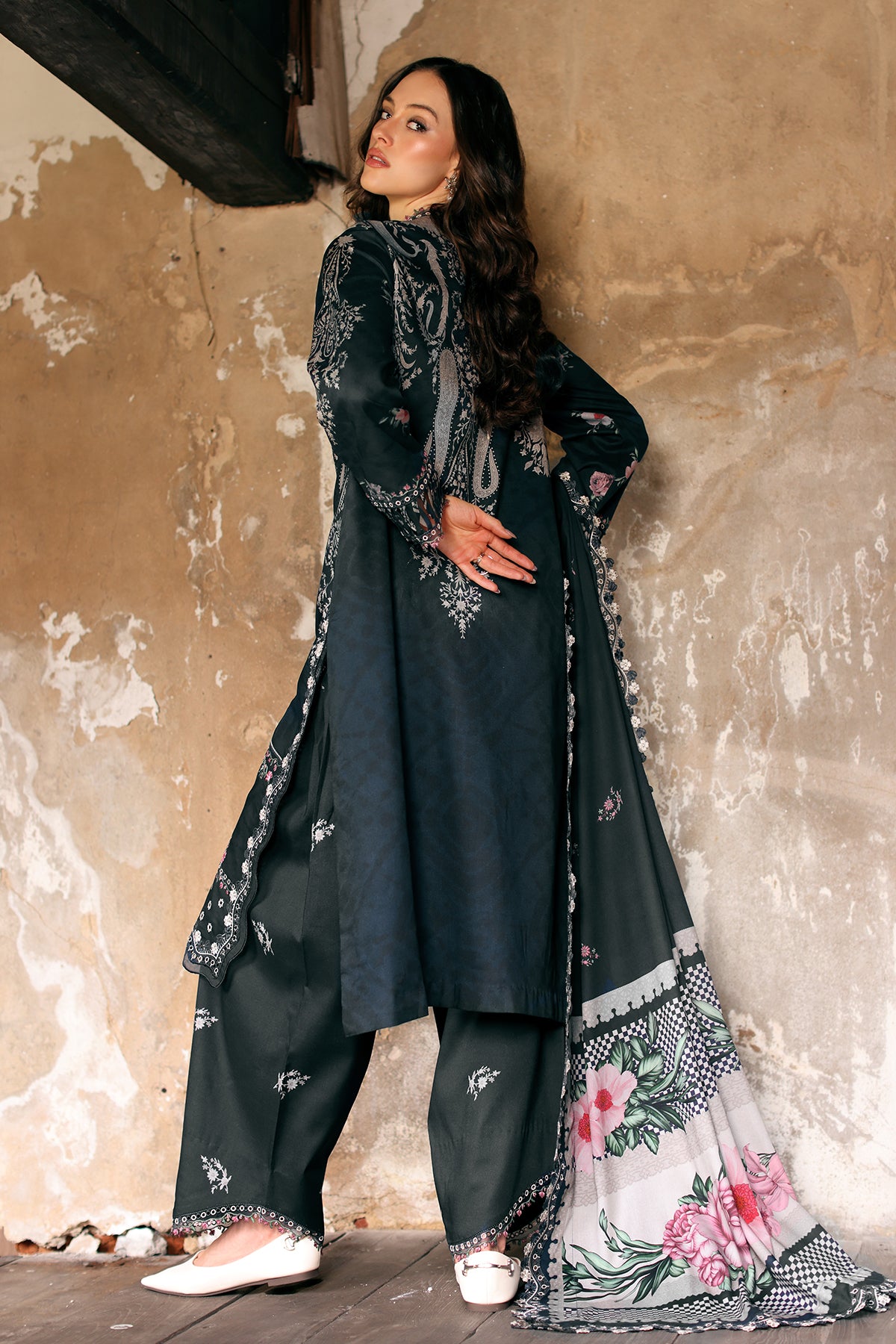 Aniq V1 Linen 2026 Charizma | 3-PC Unstitched Embroidered Linen Collection ANW7-01– 29A2407copy