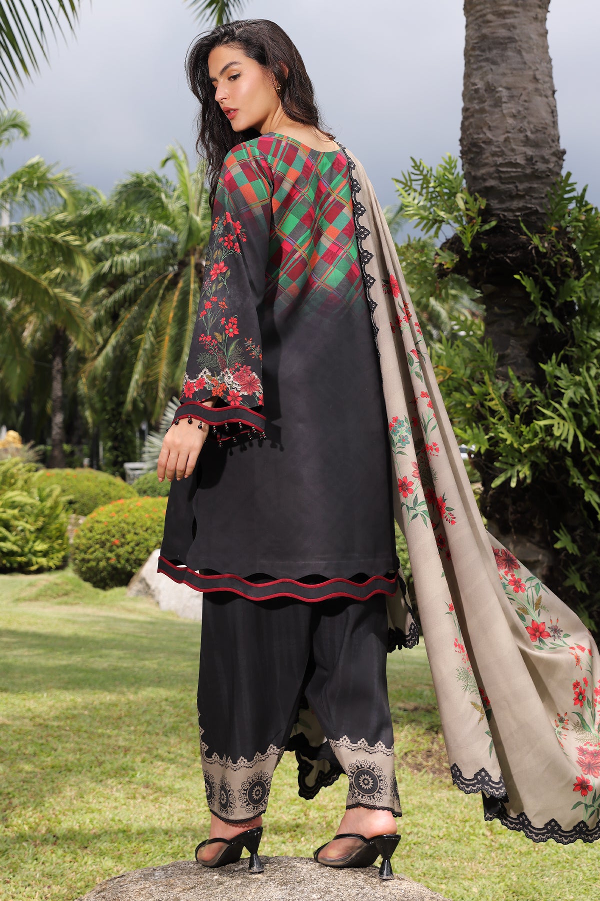Charizma C Print Collection 3-PC Unstitched Linen Collection CPW6-09– 29A5263