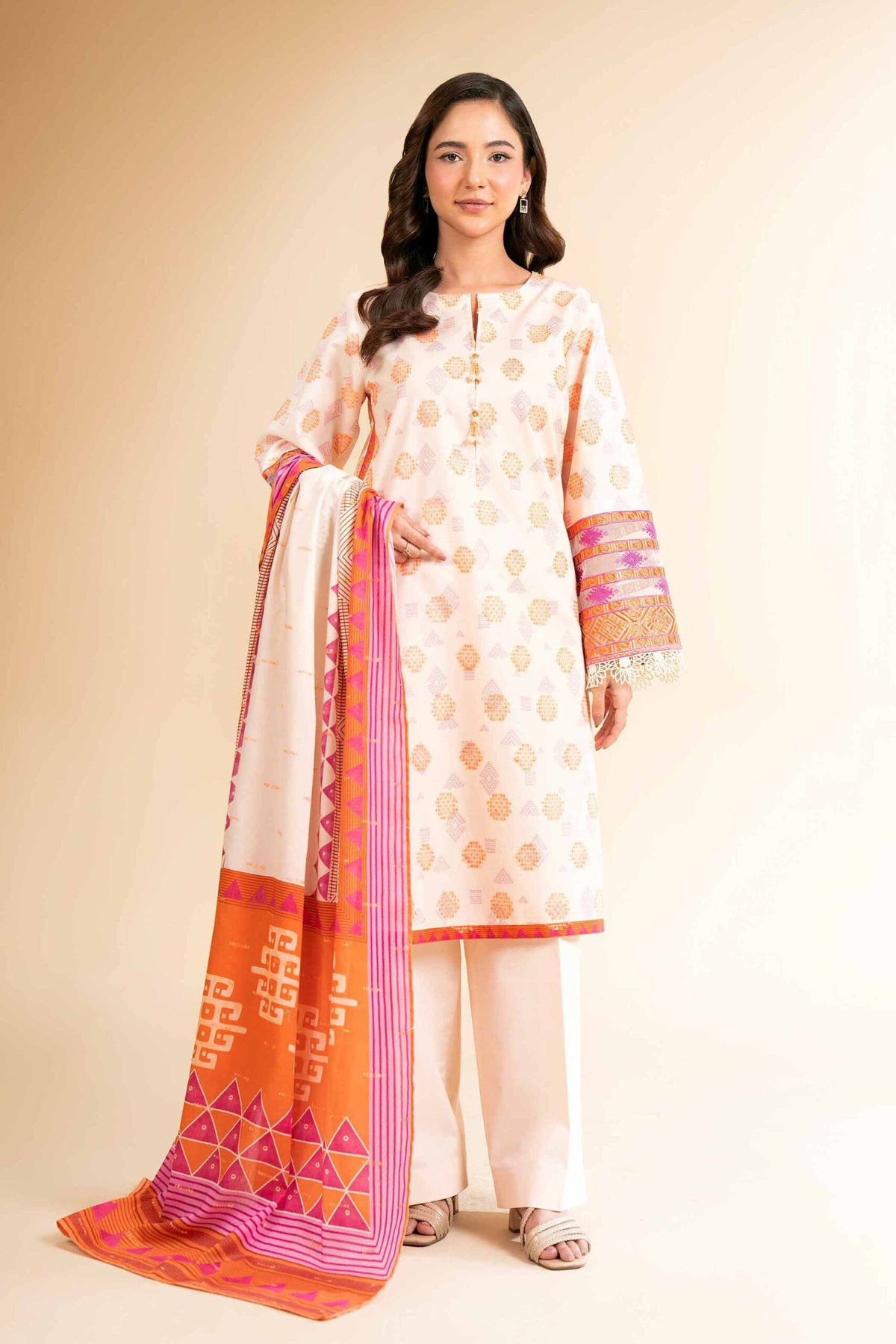 Nishat Summer Lawn 2025 | 42501637