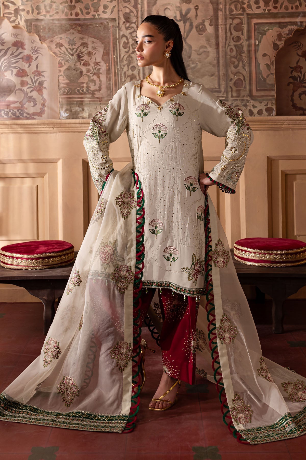 Nur Mahal by Nureh | NE-139