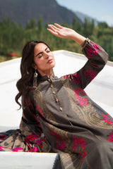 Charizma C-Prints Unstitched Linen Collection CPW6-04– detail view 2