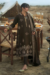 Gul Ahmed Winter 2026 - 3 Piece Embroidered Karandi Suit with Embroidered Karandi Dupatta– EMEB68 1