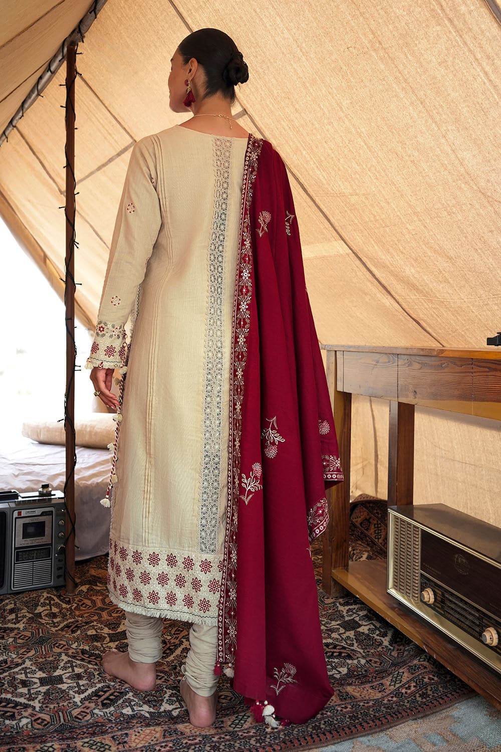 Gul Ahmed Winter 2026 - 3 Piece Embroidered Khaddar Suit with Embroidered Khaddar Dupatta–