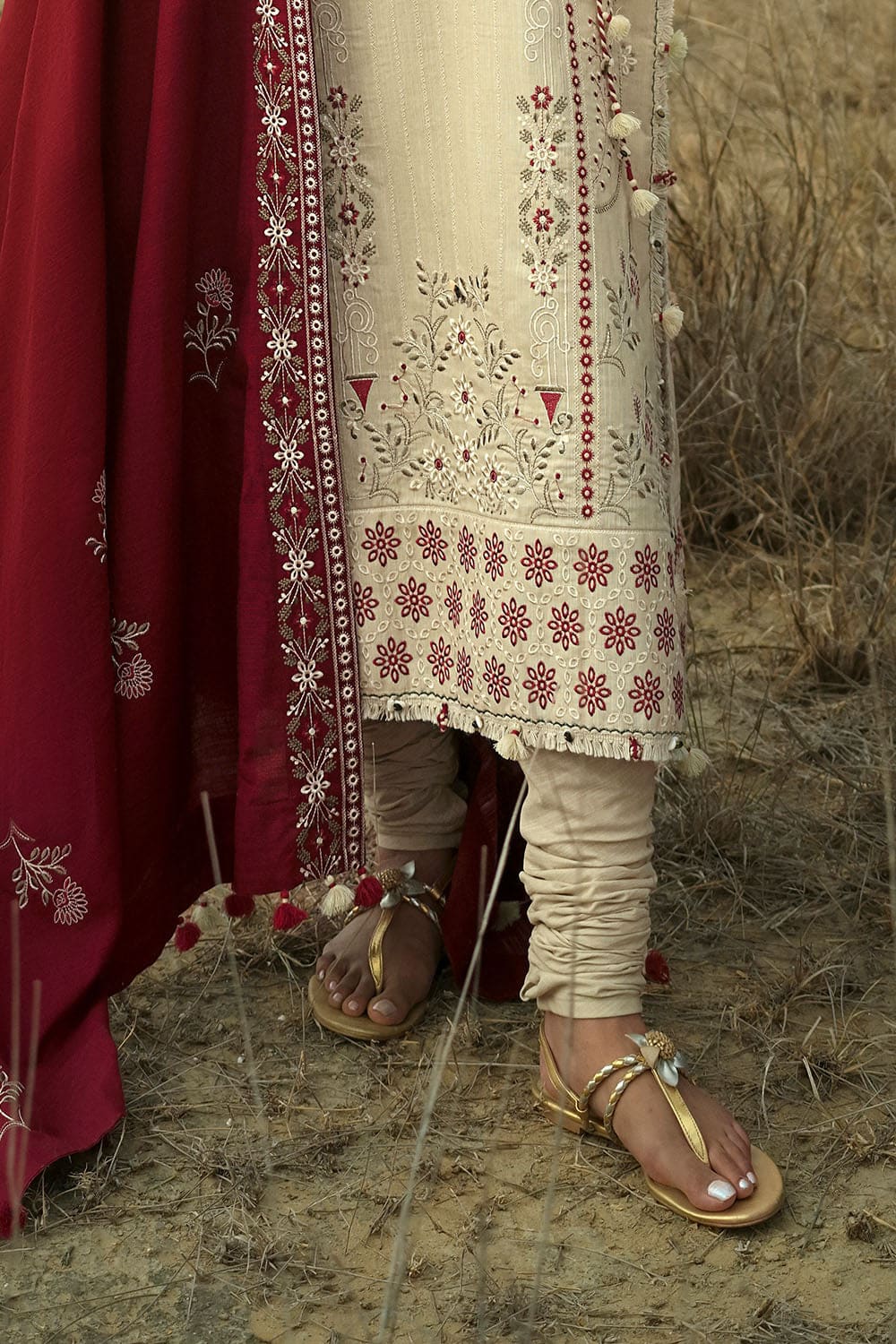 Gul Ahmed Winter 2026 - 3 Piece Embroidered Khaddar Suit with Embroidered Khaddar Dupatta–