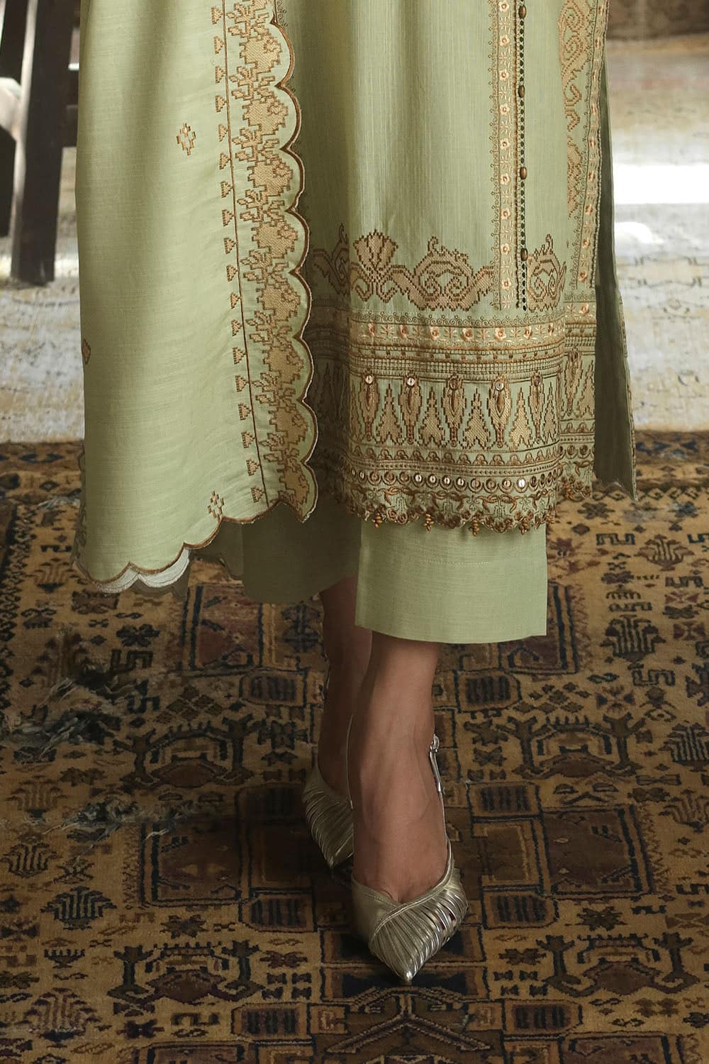 Gul Ahmed Winter 2026 - 3 Piece Embroidered Khaddar Suit with Embroidered Khaddar Dupatta–