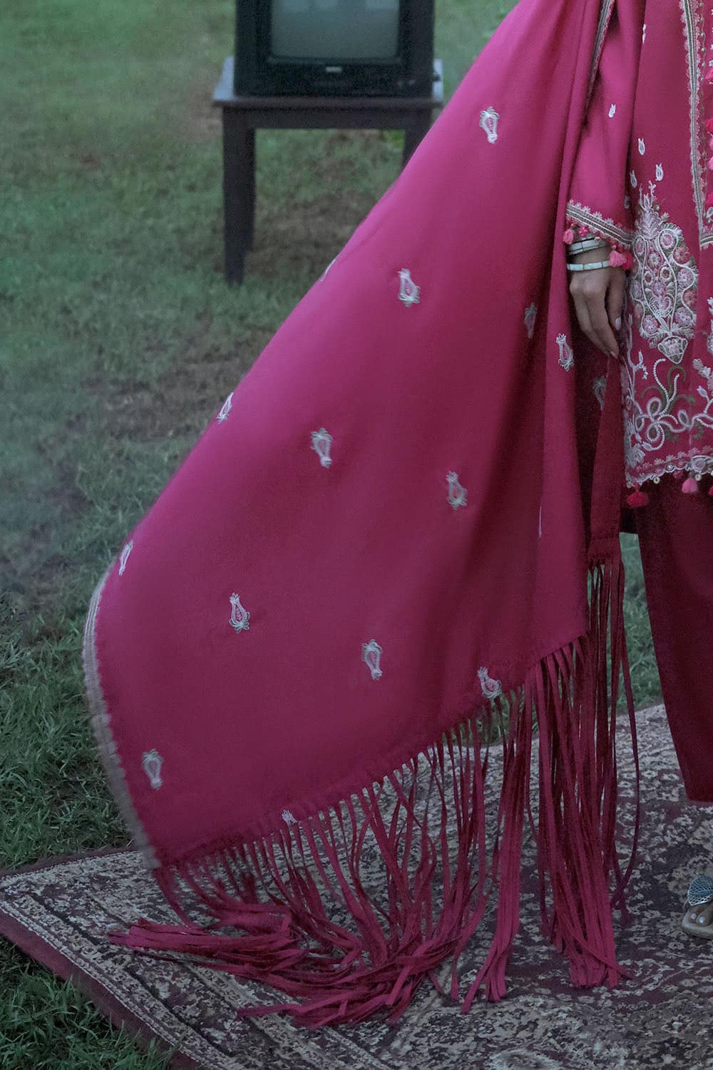 Gul Ahmed Winter 2026 - 3 Piece Embroidered Pashmina Suit with Embroidered Pashmina Dupatta–