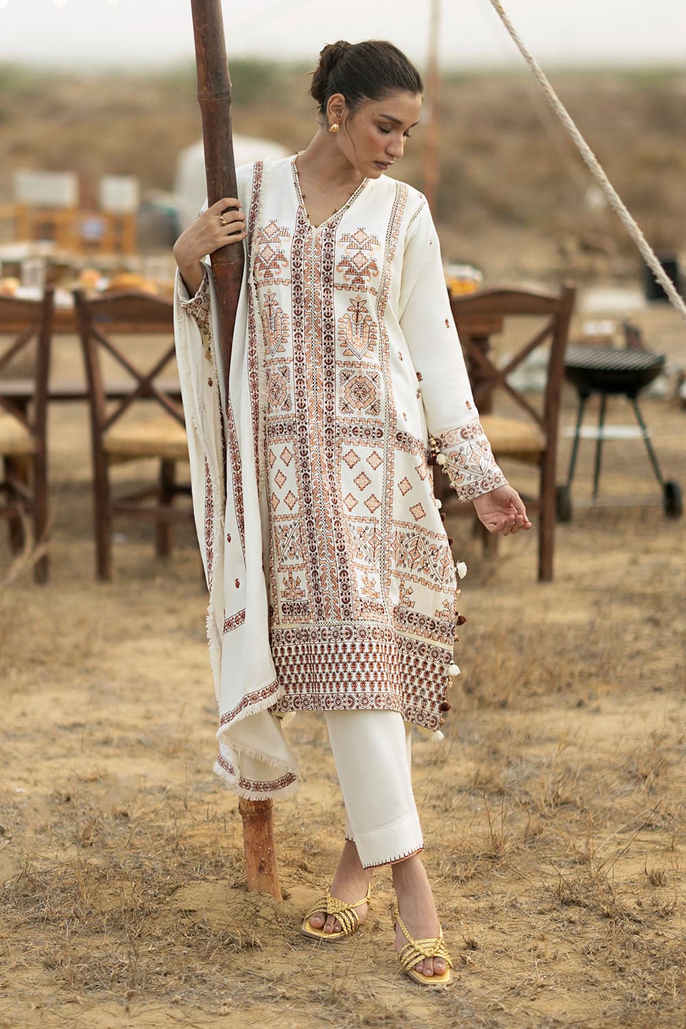 Gul Ahmed Winter 2026 - 3 Piece Embroidered Pashmina Suit with Embroidered Pashmina Dupatta
