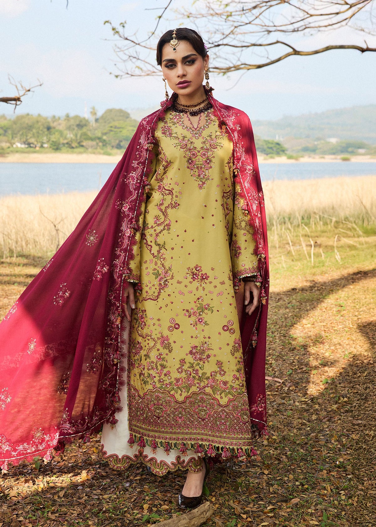 Hussain Rehar Luxury Lawn 2025 | Jeevan | Minted