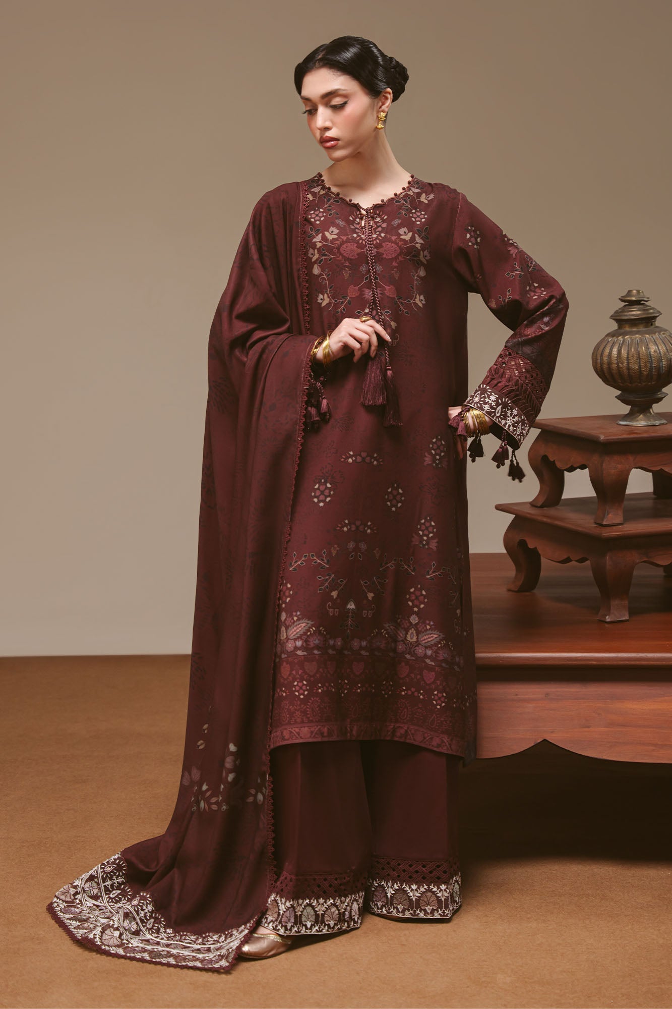 Cross Stitch Winter Unstitched 26 TERA THREADS- 3PC MARINA PRINTED SUIT