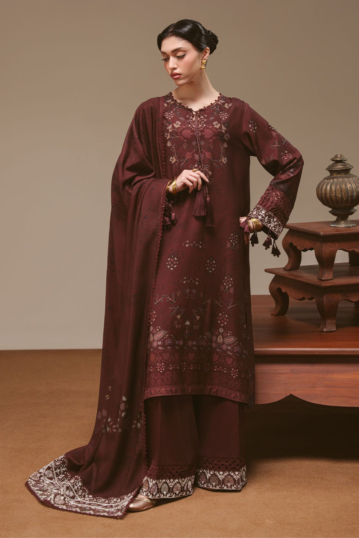 Cross Stitch Winter Unstitched 26 TERA THREADS- 3PC MARINA PRINTED SUIT