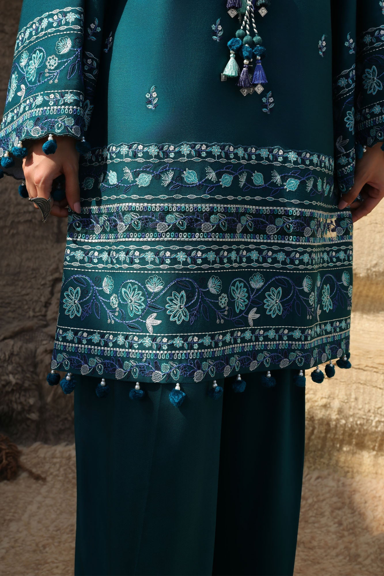 Cross Stitch Winter Unstitched 26 INDIGO MUSE-3PC MARINA EMBROIDERED SUIT– Untitled-1 0003 7I0A2903