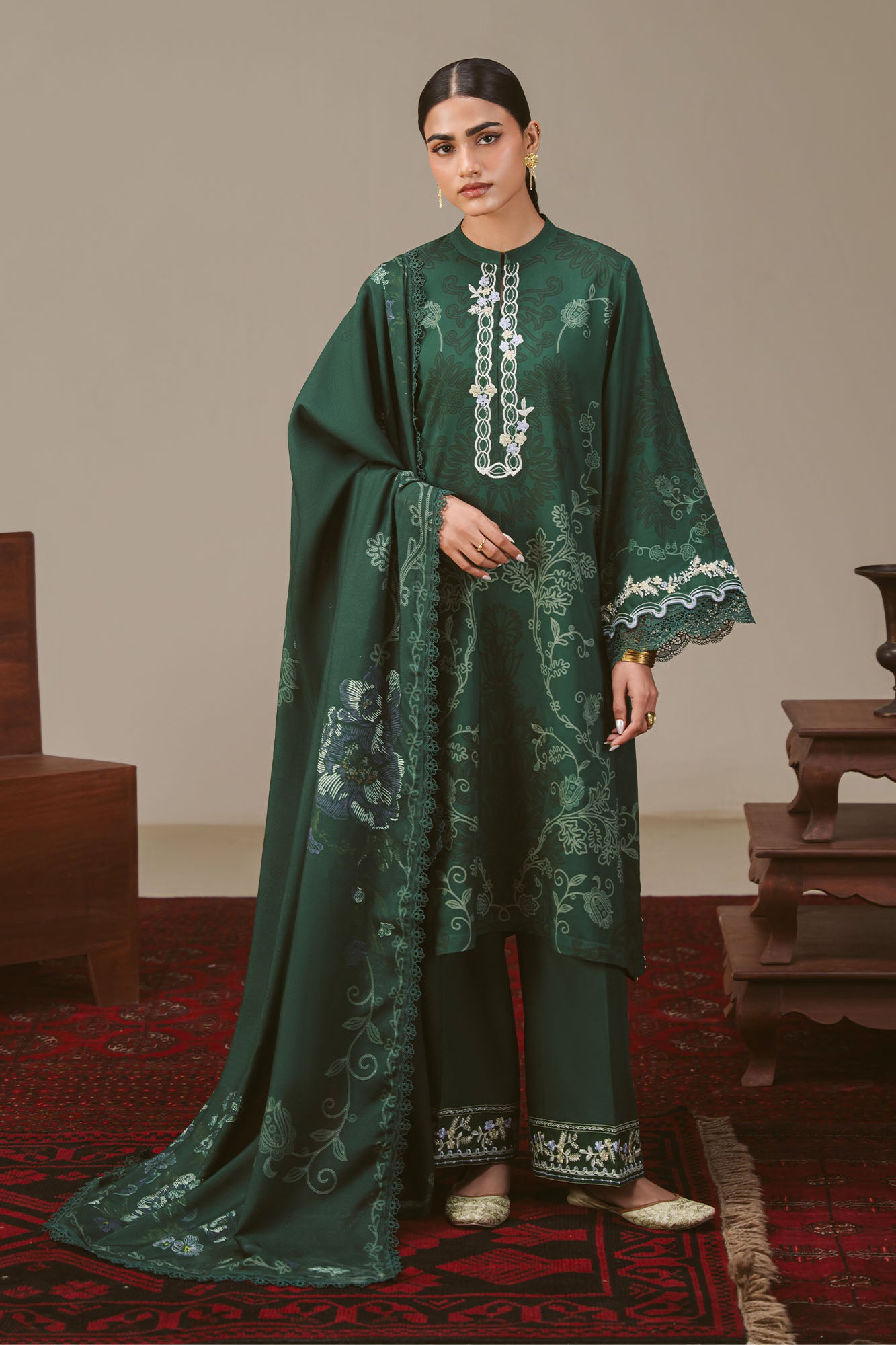 Cross Stitch Winter Unstitched 26 MEADOW GREEN-3PC LINEN PRINTED SUIT