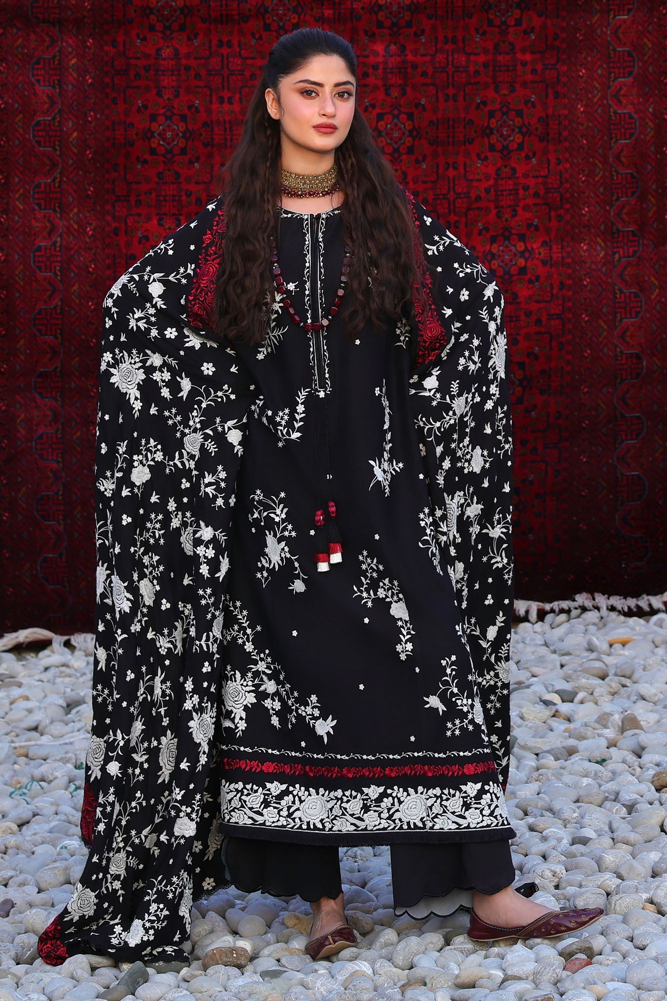 Cross Stitch Winter Unstitched 26 RAVEN ORCHID-3PC MARINA EMBROIDERED SUIT– Untitled-1 0006 7I0A3489