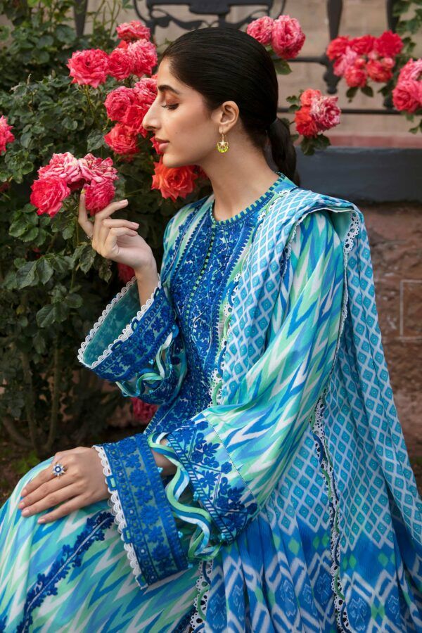 Zaha Festive Lawn 2023 | ZF23-10