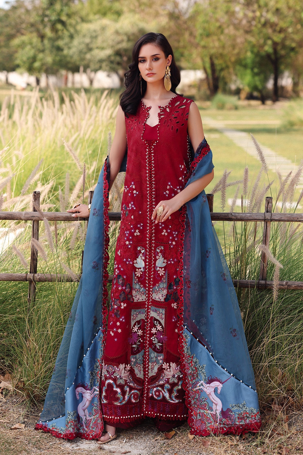 Afrozeh Luxury Lawn 2025 | Glacis