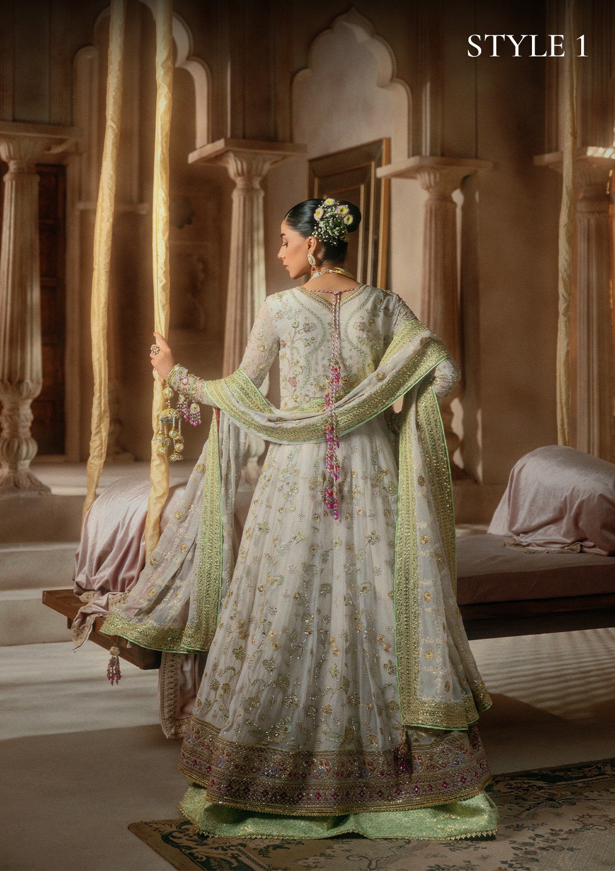 AIK Atelier Wedding Festive 26 Vol 02 Wedding Festive - Look B2602– aik-atelier-wedding-festive-26-vol-2-look-02