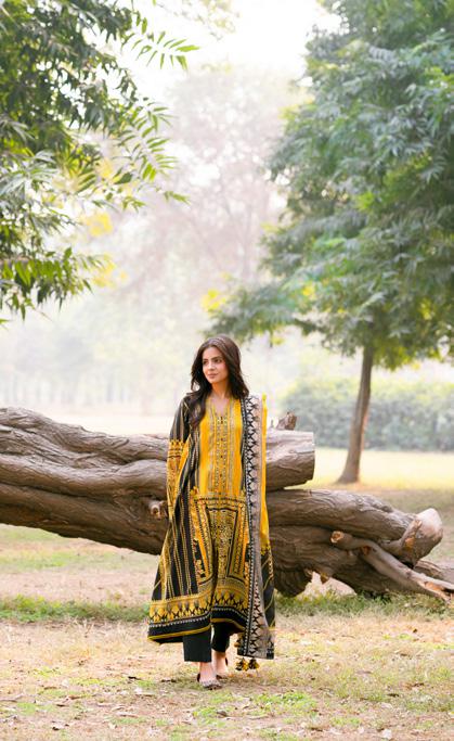 Gul Ahmed Dhoop Kinaray Lawn 2025 | CL52079B