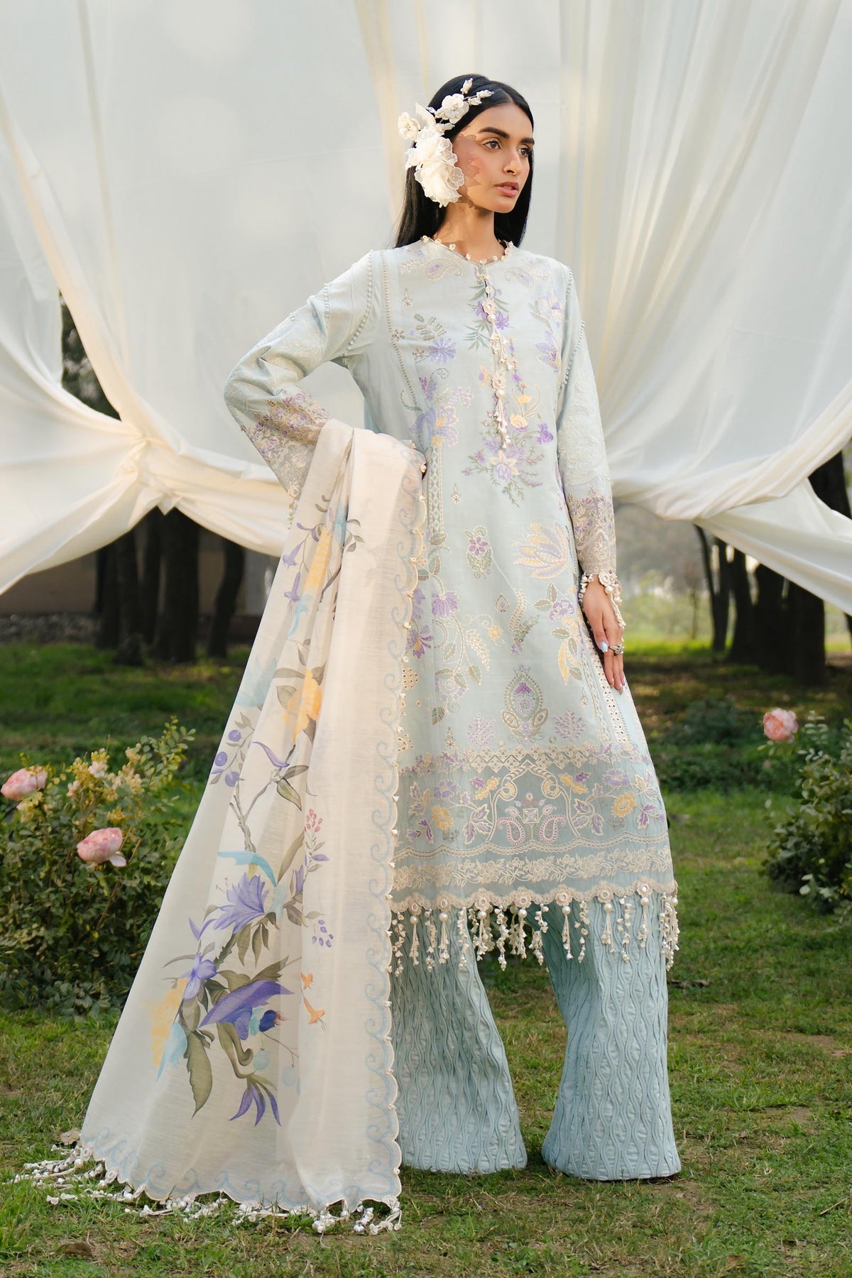 Sana Safinaz Luxury Lawn 2025 | L251-003B-3DI