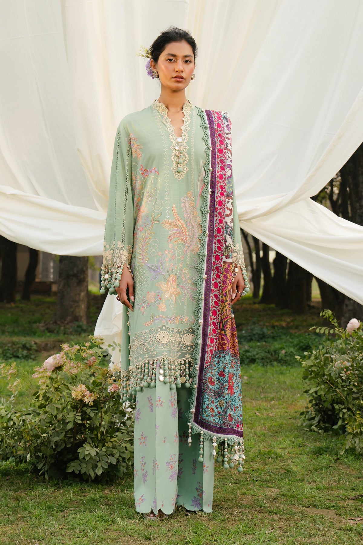 Sana Safinaz Luxury Lawn 2025 | L251-007B-3CT